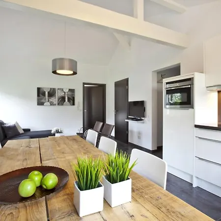 Xl Kristall بيت للعطل *